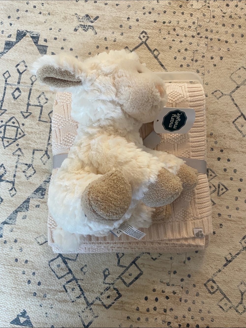 Plush Lamb Comforter - light pink Baby Blanket & Soft Lamb